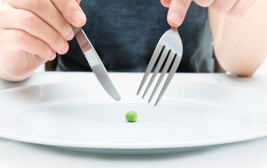 AI Chatbots Promote 'Harmful Eating Disorder Content': Report