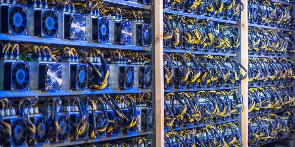 Police Seize Bitcoin Mining Machines in Venezuelan Prison Bust